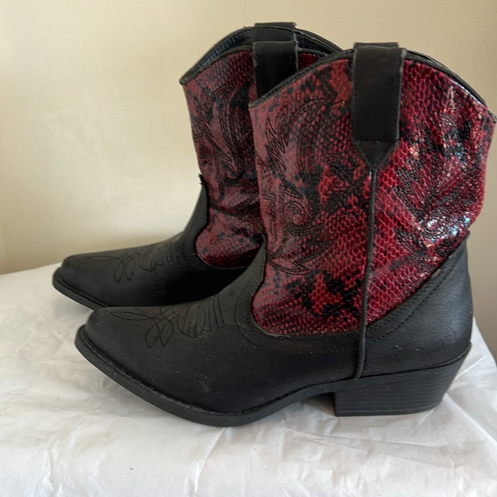 Rampage Black and Red Combat Moto Boots - Picture 2 of 3